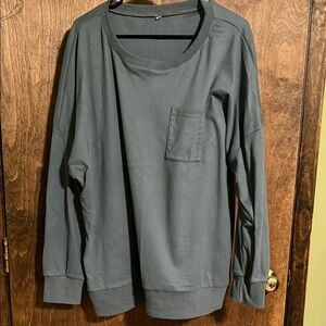 Casual Gray Sweatshirt